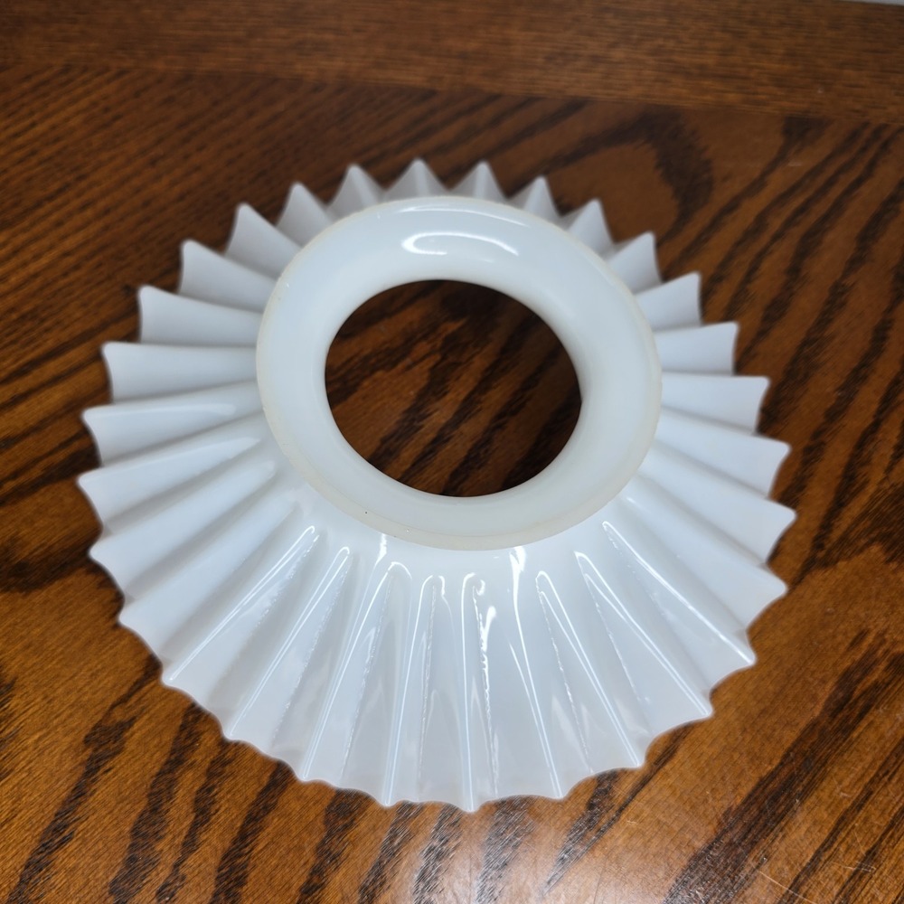 Antique Victorian White Milk Glass Ruffled Petticoat Oil Lamp Shade 8" OD - Picture 2 of 8